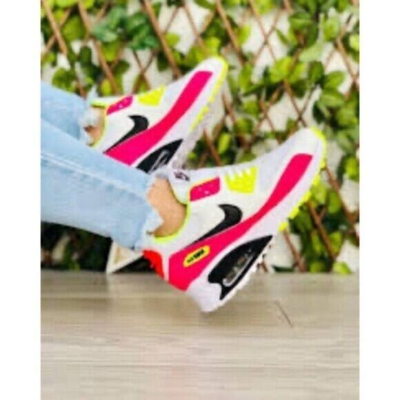 Nike Air Max 90 Pink Volt Sneakers - Picture 7 of 7